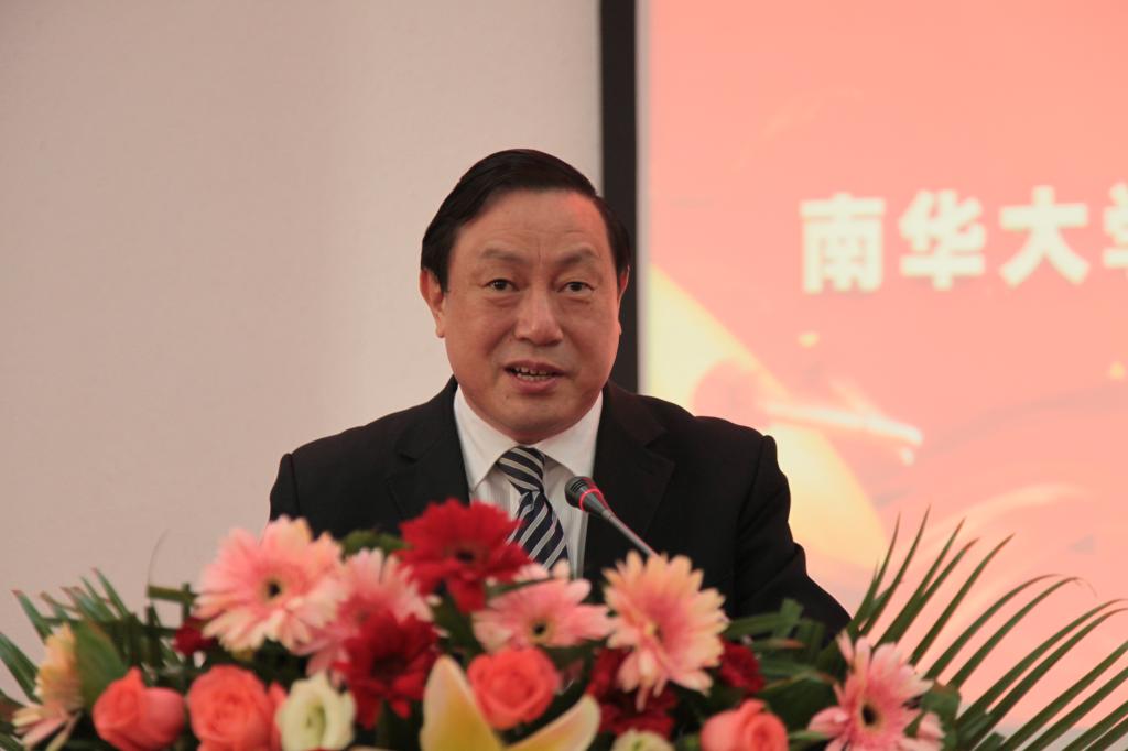 妃不二嫁弃妃本王要你书包网_南华经让王篇这套书共有多少本_妾本温雅书书网