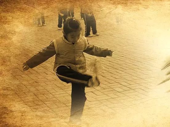 王游戏漫画免费阅读全章_七王五二三游戏_王游戏漫画